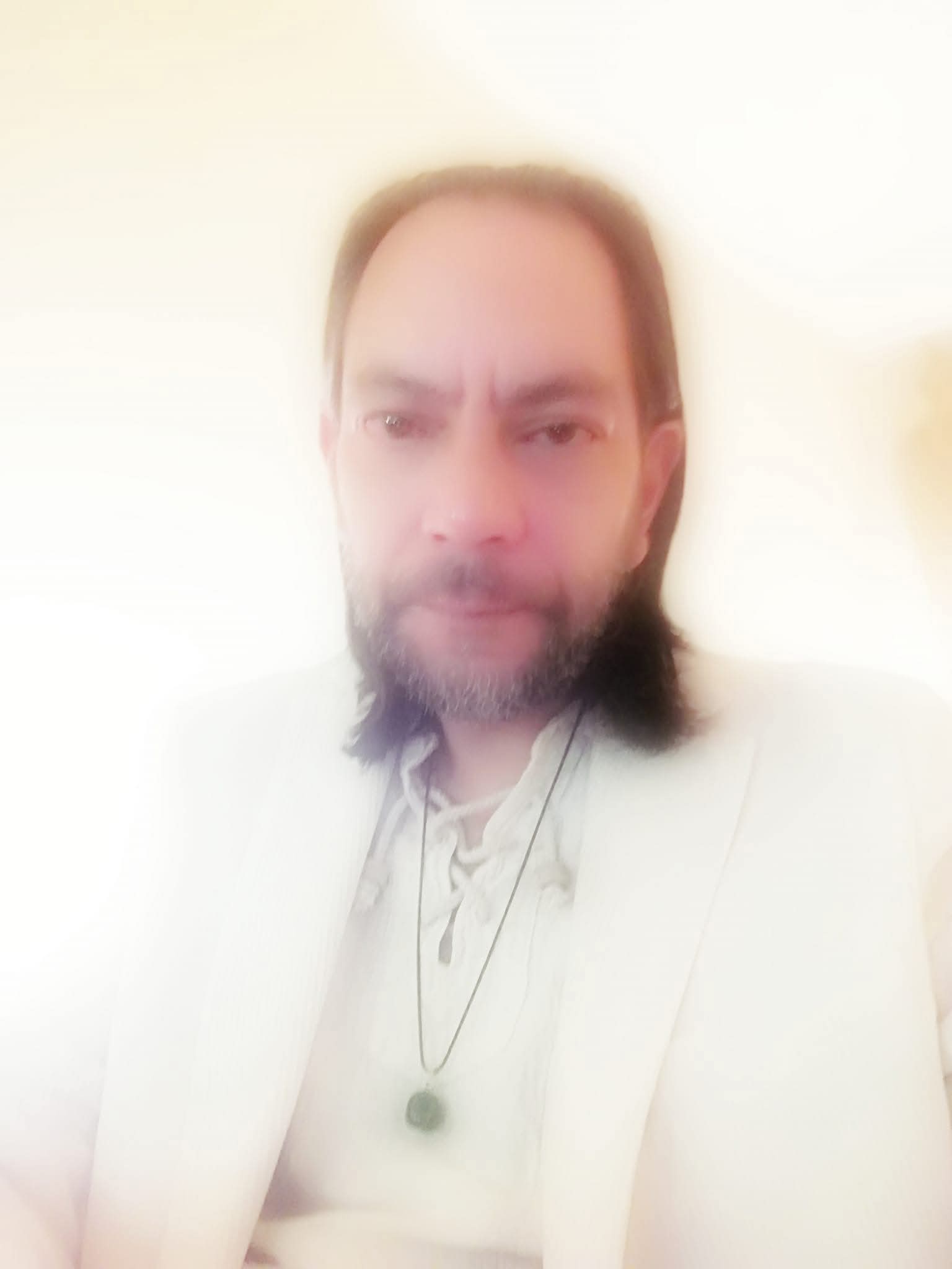 Helderziende Maitreya - Holistic View