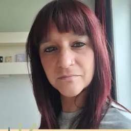 Medium Elke - Holistic View